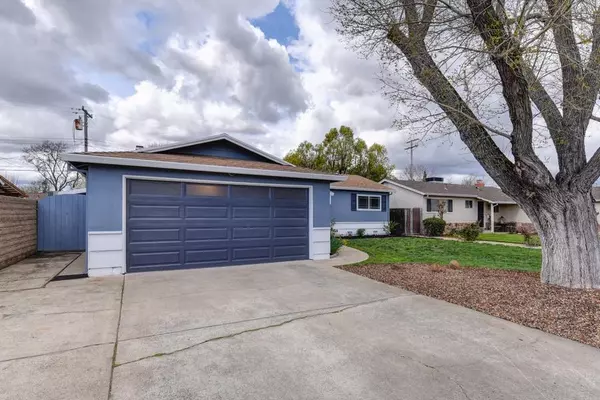 9308 Mark ST, Elk Grove, CA 95624