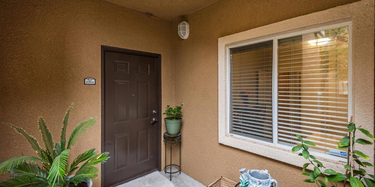 Roseville, CA 95678,501 Gibson DR #2311