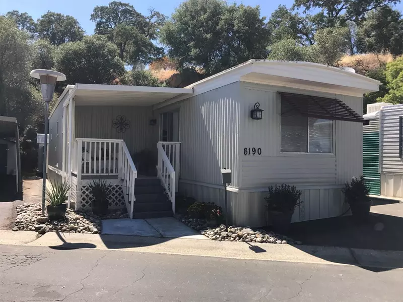 6190 Nob Hill, Newcastle, CA 95658