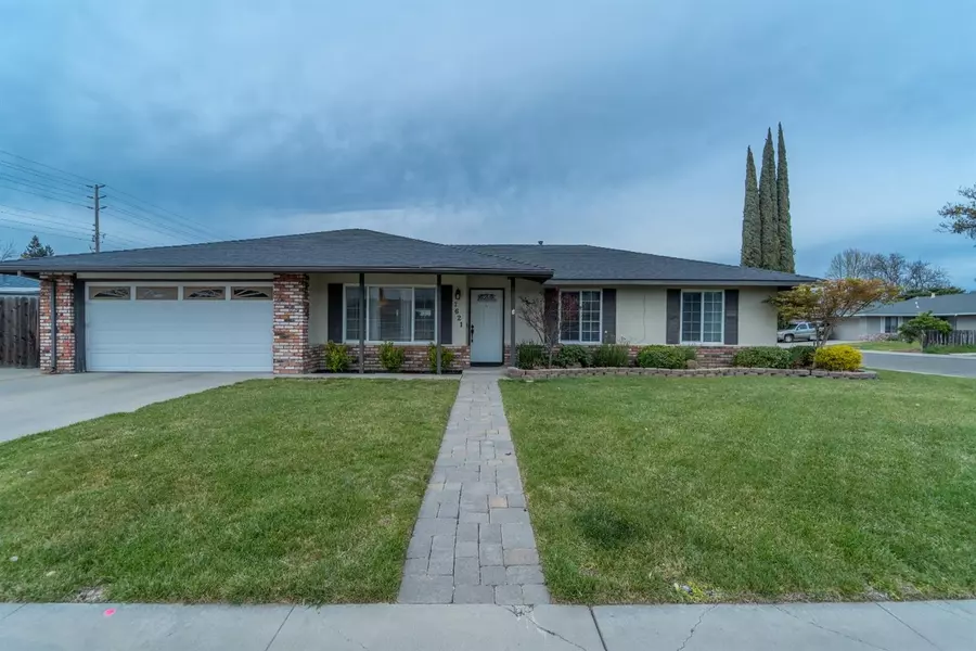 1621 Clevenger DR, Modesto, CA 95356