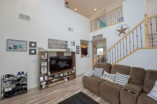 Patterson, CA 95363,20608 Sarazen PL