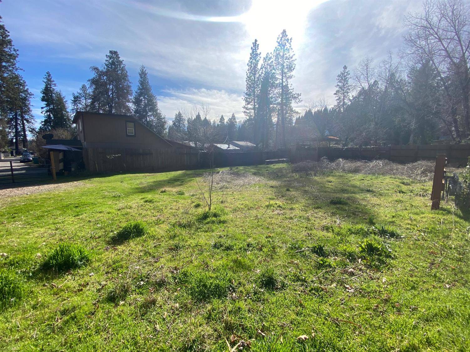 316 Hazel LN, Grass Valley, CA 95945