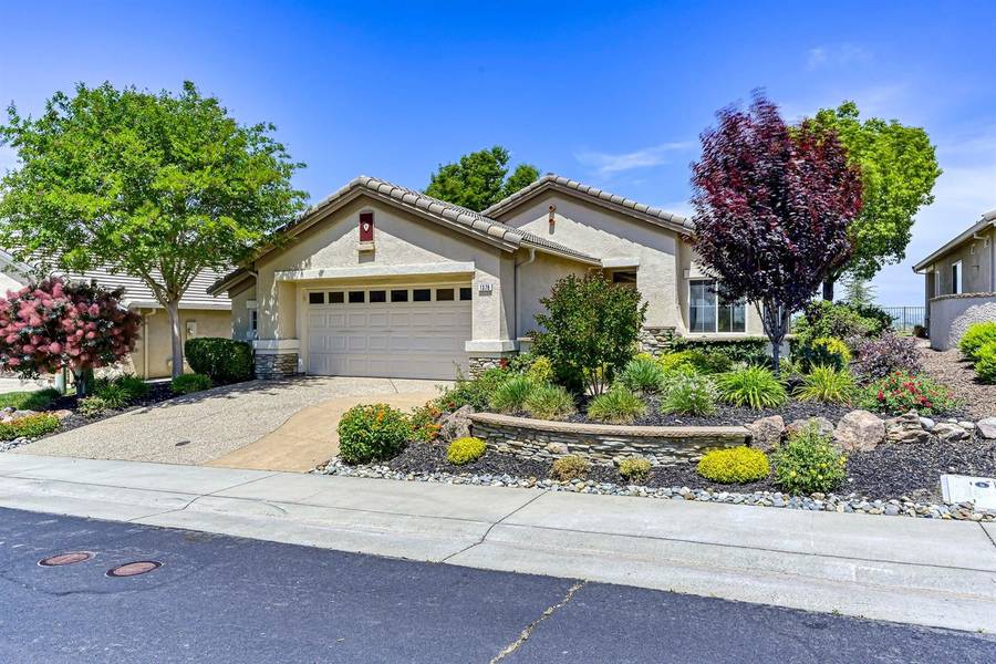 1378 Strolling Hills LN, Lincoln, CA 95648