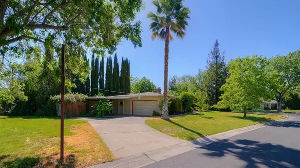 Sacramento, CA 95825,2306 Meadowbrook RD