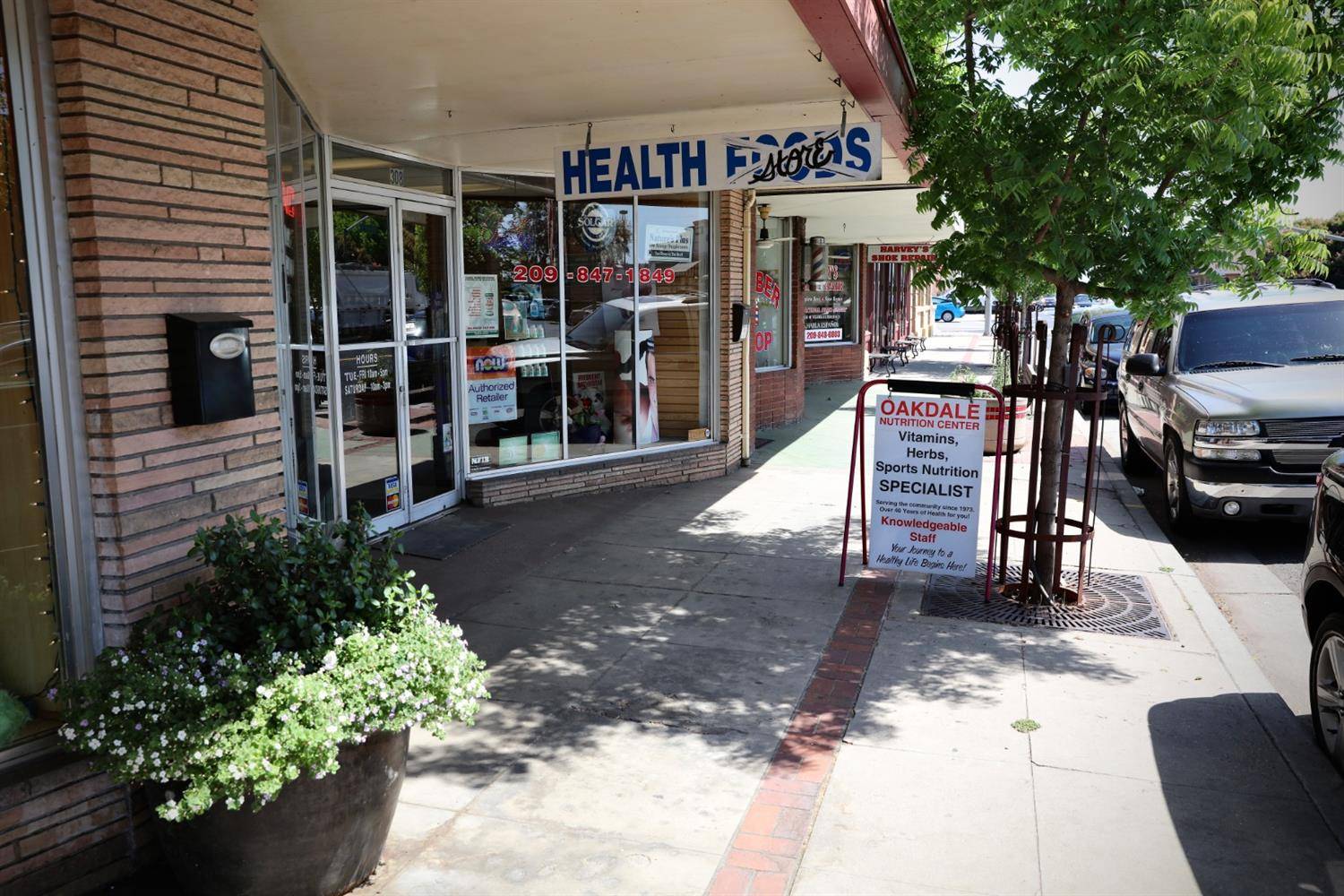 Oakdale, CA 95356,308 E F ST