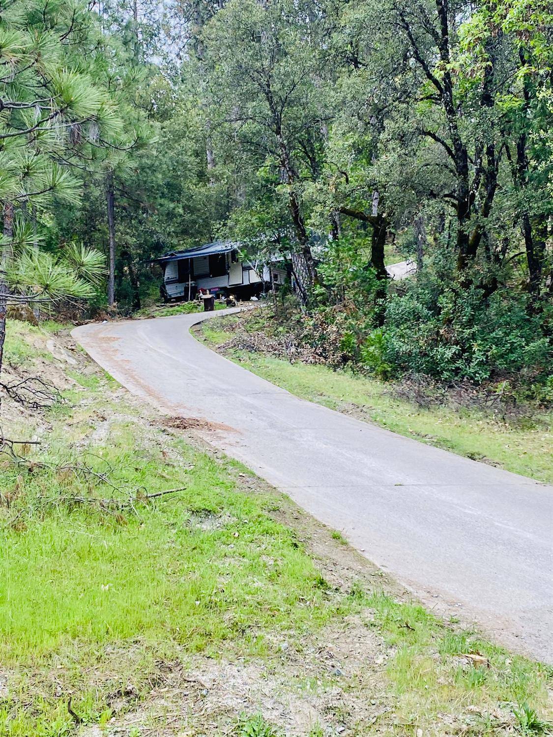 6060 Happy Valley RD, Somerset, CA 95684