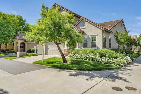 Roseville, CA 95747,1009 Marseille LN