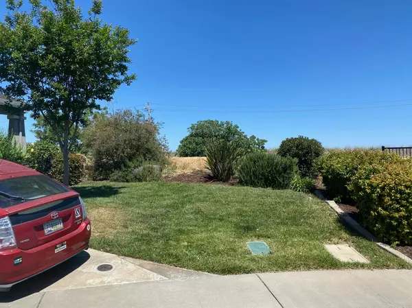 West Sacramento, CA 95691,2518 Gooseberry CIR