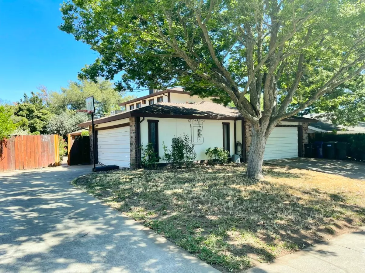 Sacramento, CA 95842,6811 Barbara Lee CIR