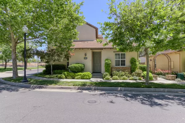 19 Villa Gardens CT, Roseville, CA 95678