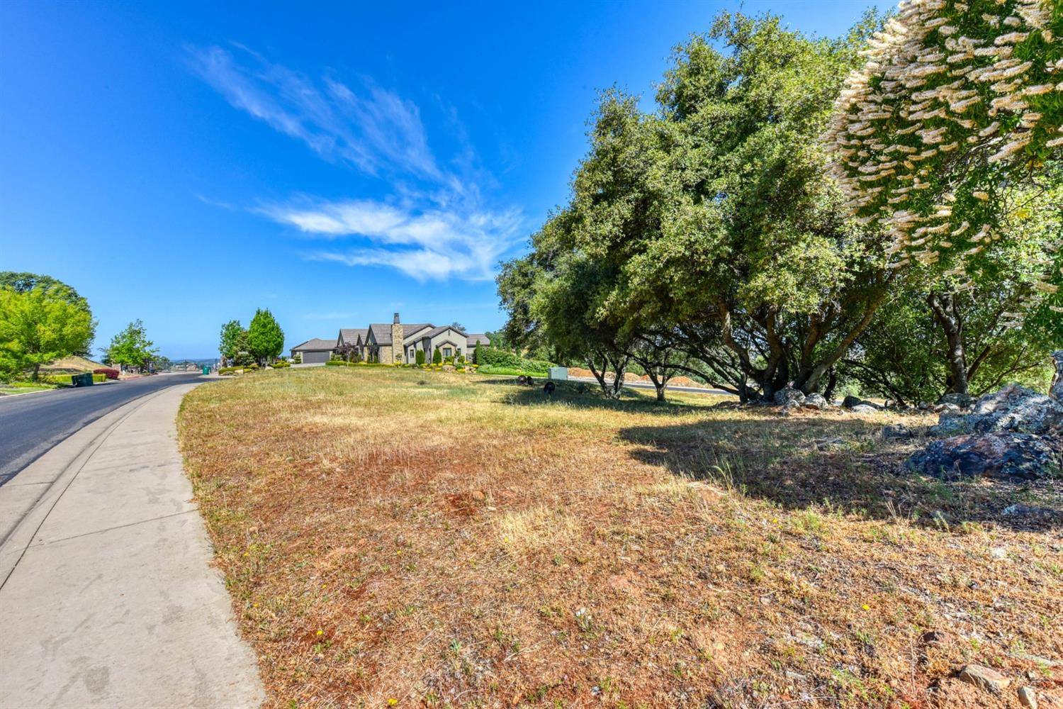 El Dorado Hills, CA 95762,19 Powers DR