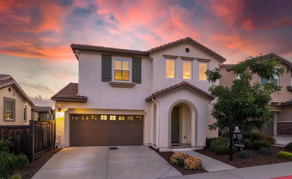 1483 Bicker CIR, Folsom, CA 95630