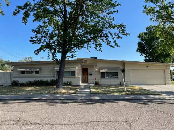 211 Judith LN, Modesto, CA 95350