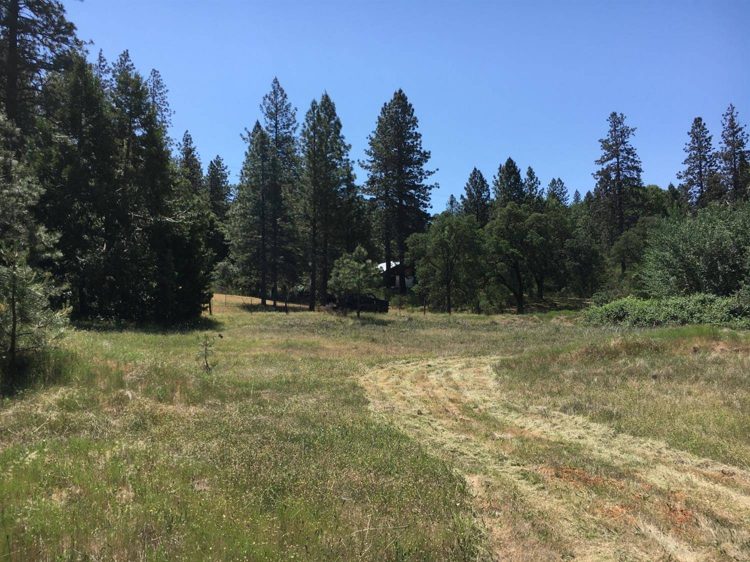 23550 Pleasant Valley RD, North San Juan, CA 95960