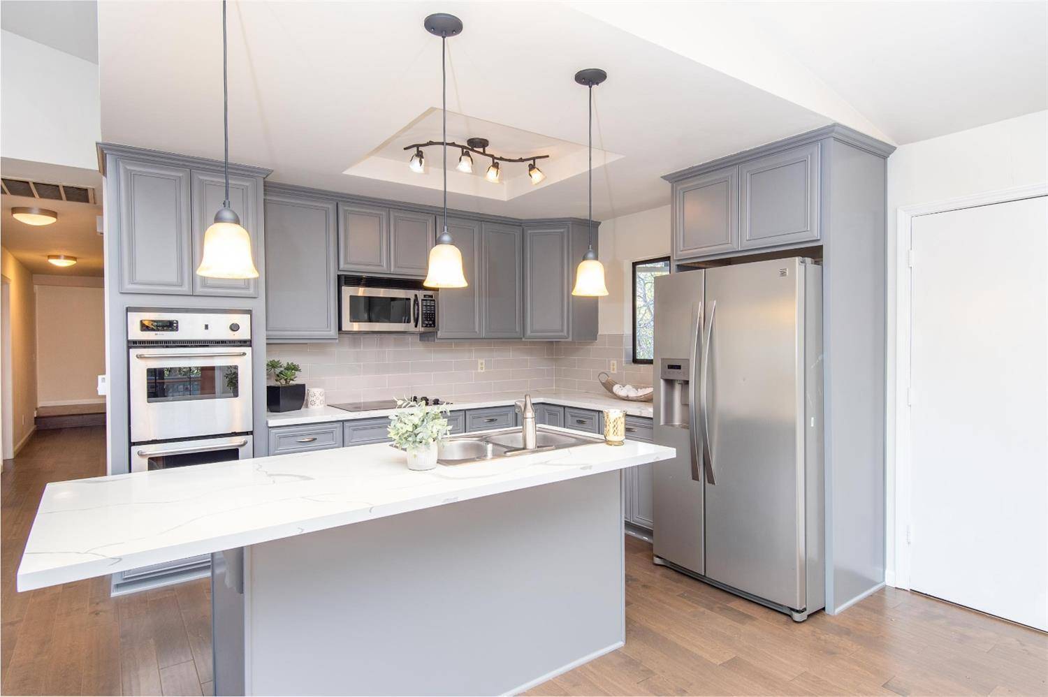 24110 Oakmont WAY, Auburn, CA 95602