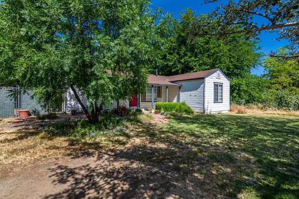 3105 Walnut AVE, Carmichael, CA 95608