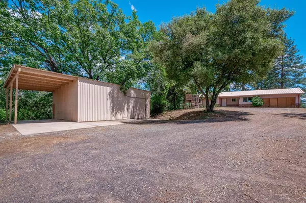 1774 Saint Johns RD, Murphys, CA 95247