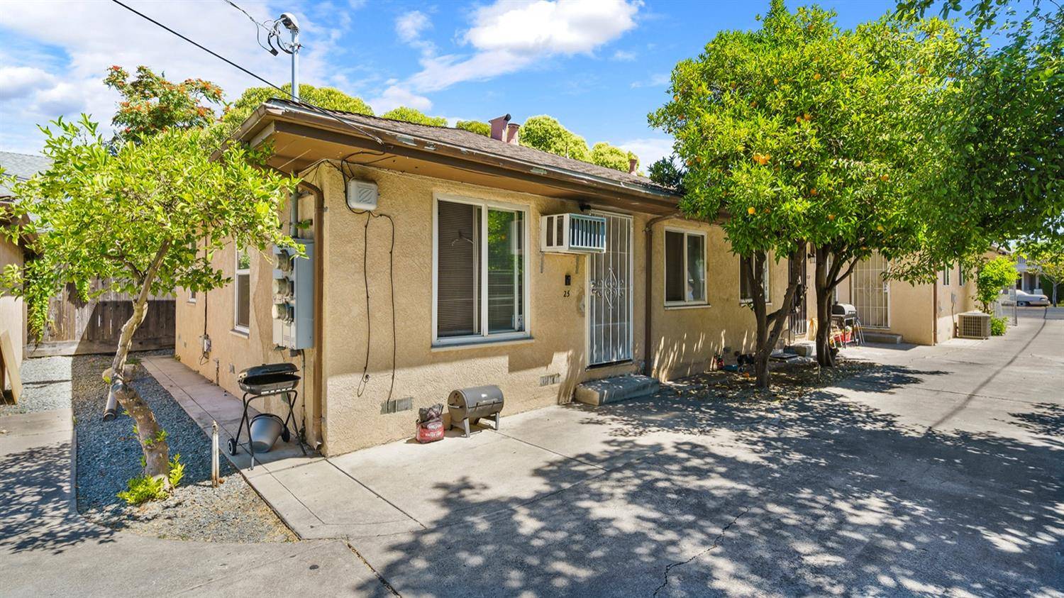 Stockton, CA 95203,1229 N Lincoln ST