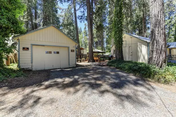 Pollock Pines, CA 95726,2972 Oak ST