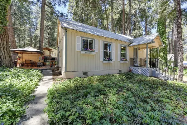 Pollock Pines, CA 95726,2972 Oak ST