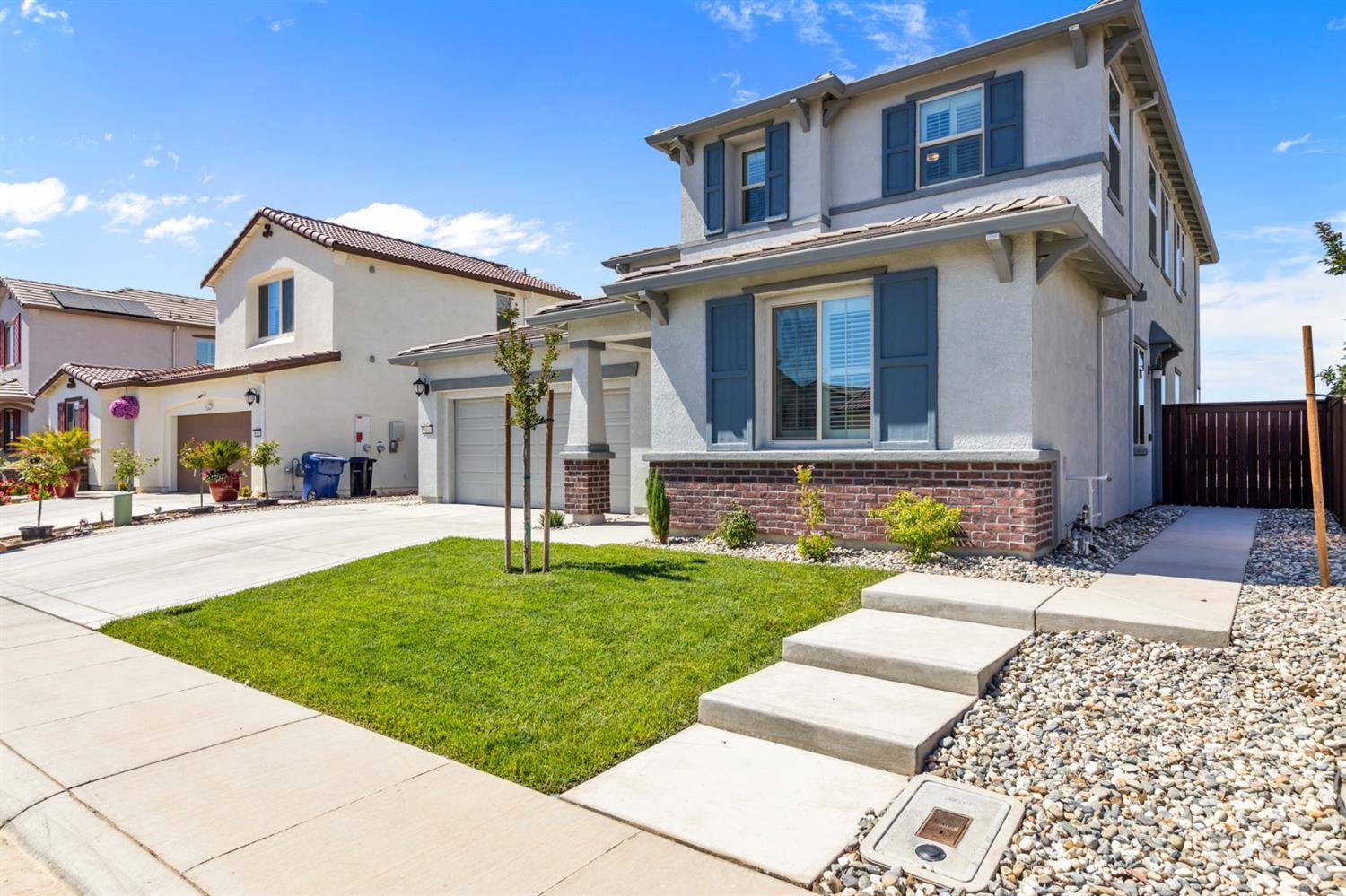 Sacramento, CA 95829,9161 Buckeye WAY