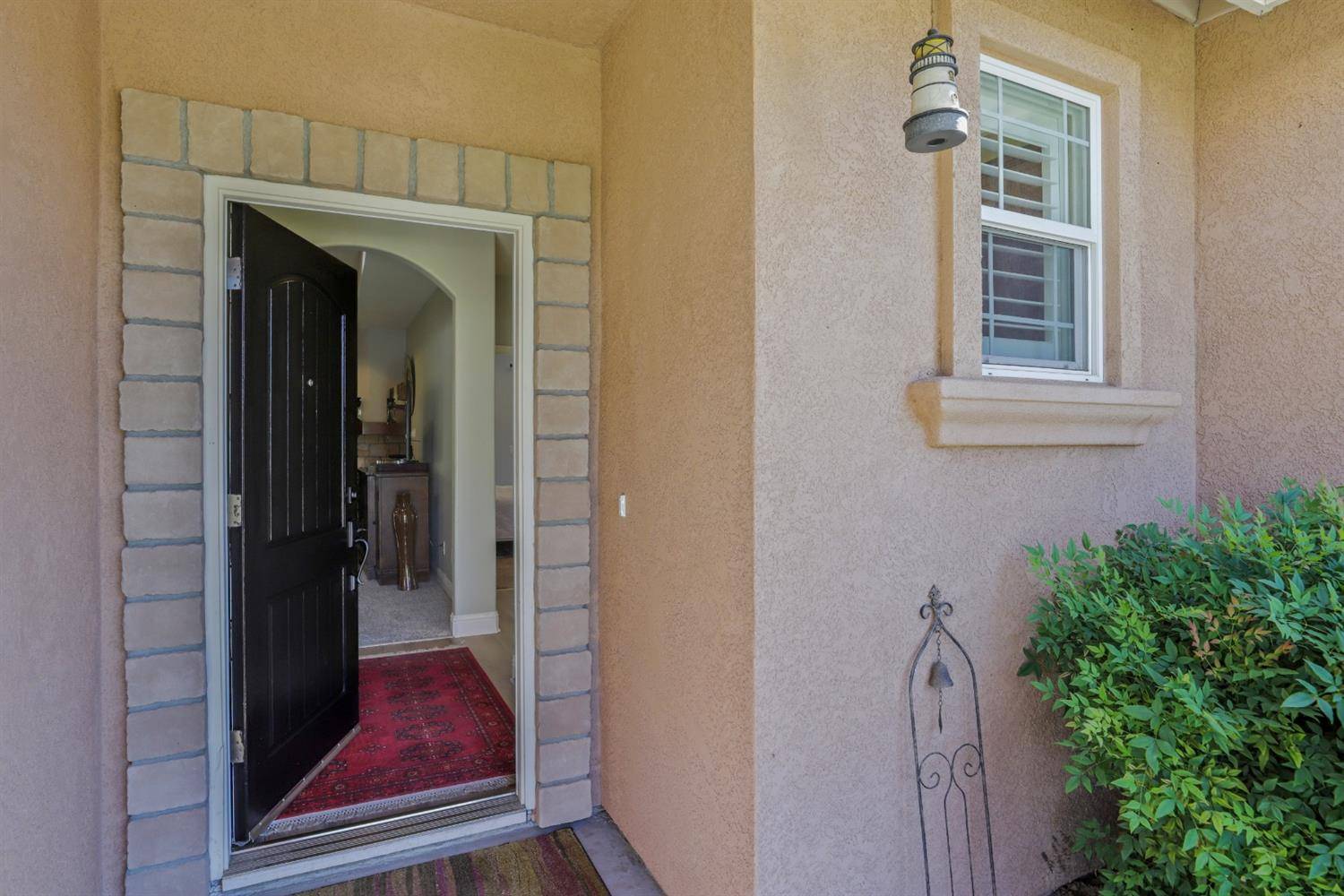 Ripon, CA 95366,285 Gracee LN