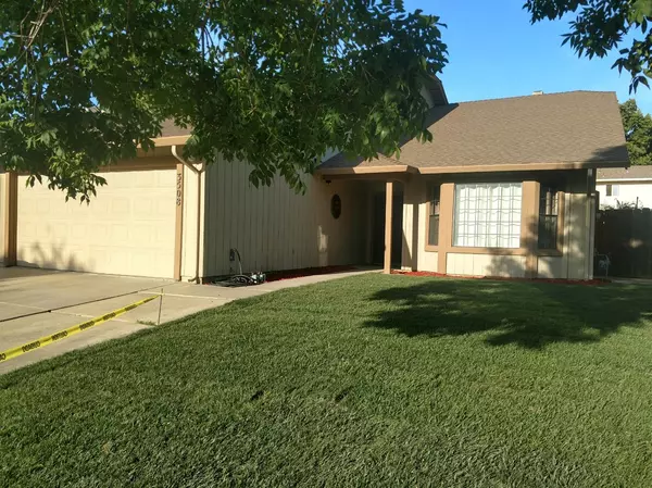 3508 Pelucca LN, Modesto, CA 95355