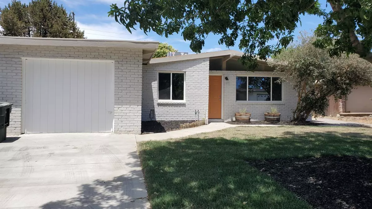 Tracy, CA 95376,237 20th ST