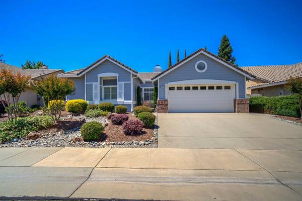 8009 Steamboat LN, Roseville, CA 95747