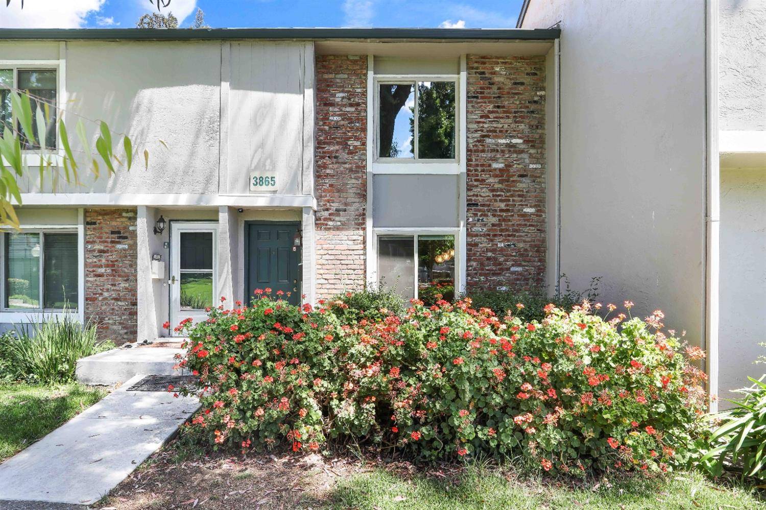 Concord, CA 94520,3865 Northwood DR #C