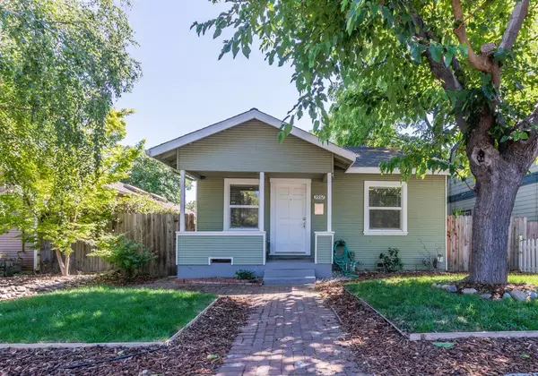 3932 Y ST, Sacramento, CA 95817