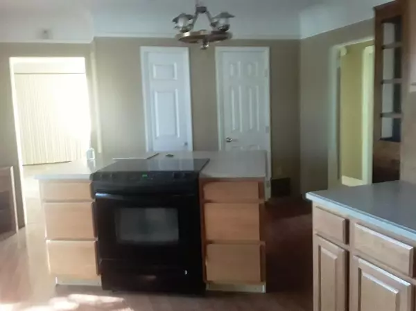 Crows Landing, CA 95313,201 W 5th ST