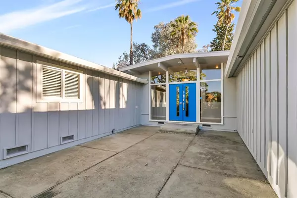 El Dorado Hills, CA 95762,3728 Park DR