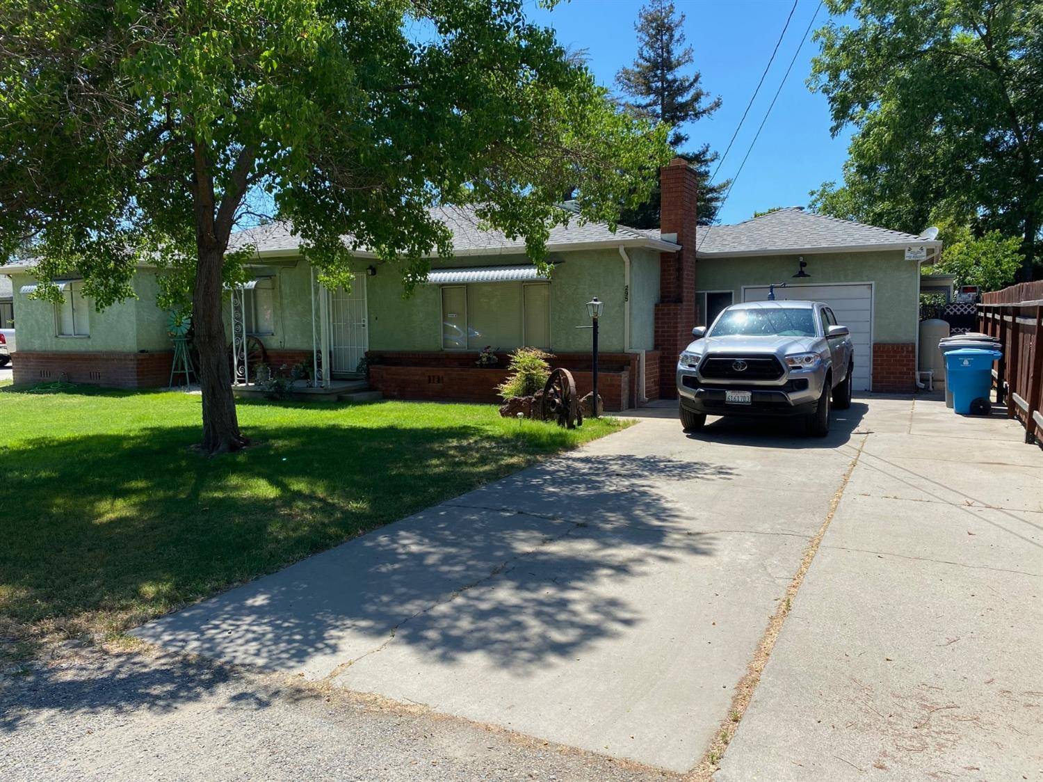 295 S Barrett RD, Yuba City, CA 95991