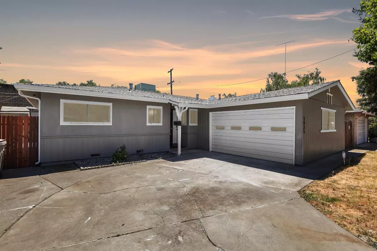 West Sacramento, CA 95691,1921 Buckeye DR