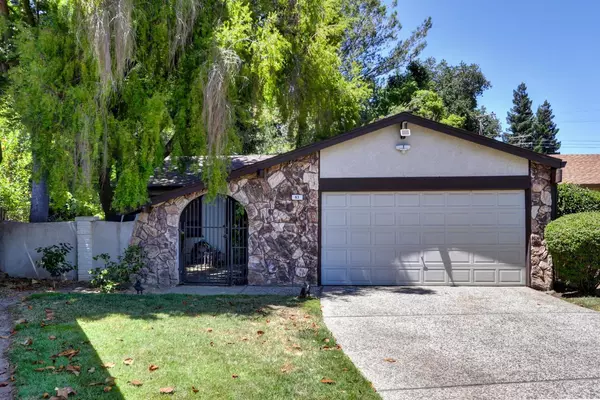63 Petrilli CIR, Sacramento, CA 95822