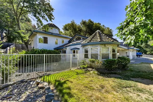 El Dorado Hills, CA 95762,1623 Lakehills DR