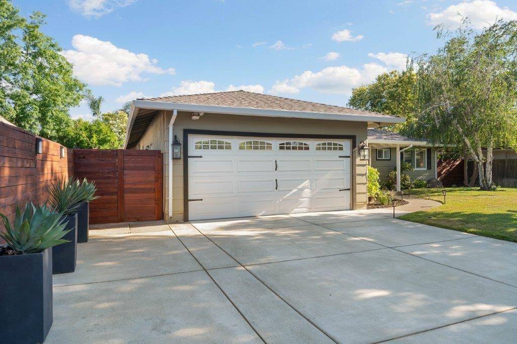 Carmichael, CA 95608,4746 Crestview DR