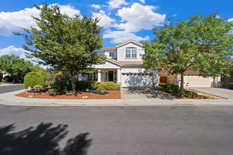 1608 Santa Rosa, Davis, CA 95616