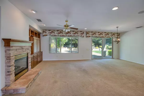 Lincoln, CA 95648,1946 Creekcrest LN