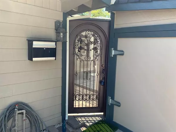 401 Brookwood RD, Roseville, CA 95678