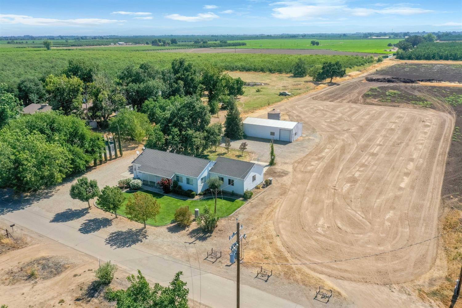 Live Oak, CA 95953,10481 Hedger RD