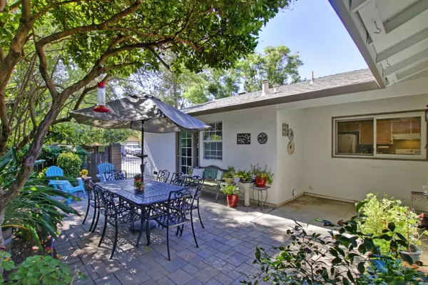 1412 Garrison ST, Davis, CA 95616