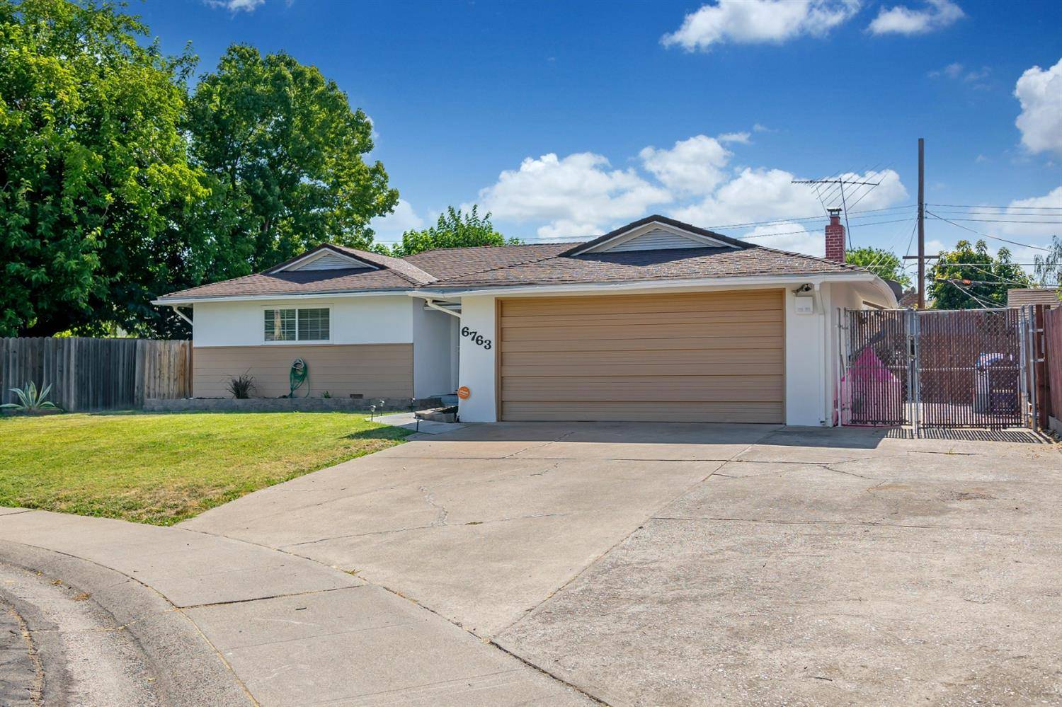 Sacramento, CA 95822,6763 Ferrier CT