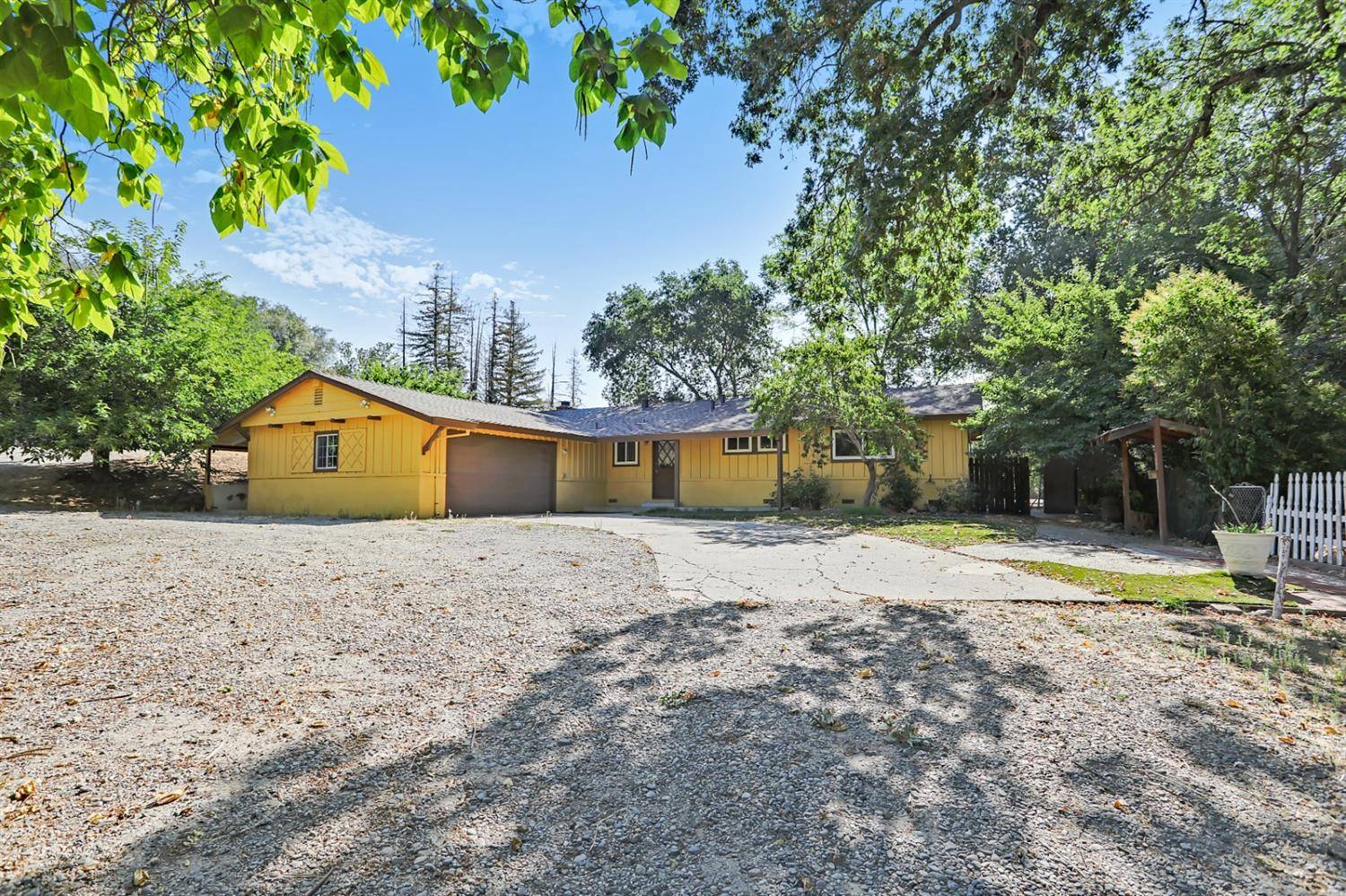 7240 Filbert AVE, Orangevale, CA 95662