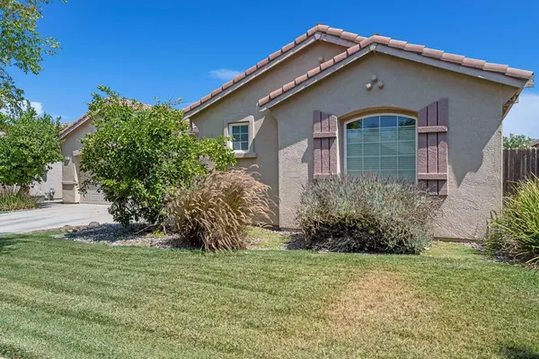 Los Banos, CA 93635,2074 Genoa CT