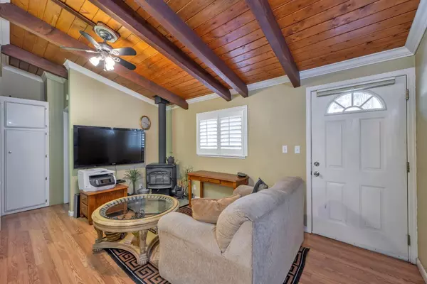 Pollock Pines, CA 95726,5610 Sierra Springs DR
