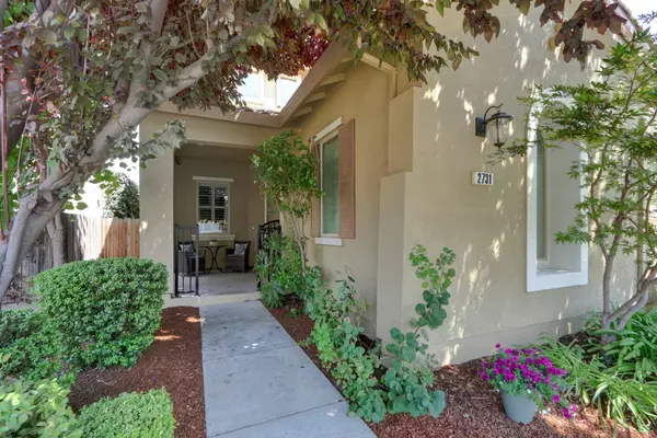 Lincoln, CA 95648,2731 Pennefeather LN