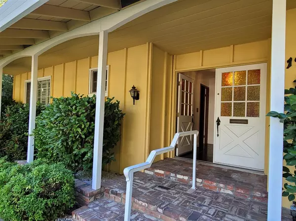 Carmichael, CA 95608,1901 Lambeth WAY