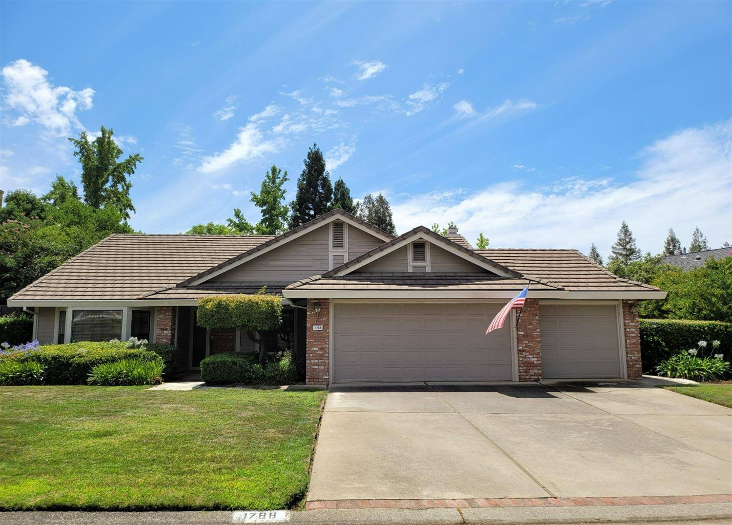 1788 Darwin WAY, El Dorado Hills, CA 95762